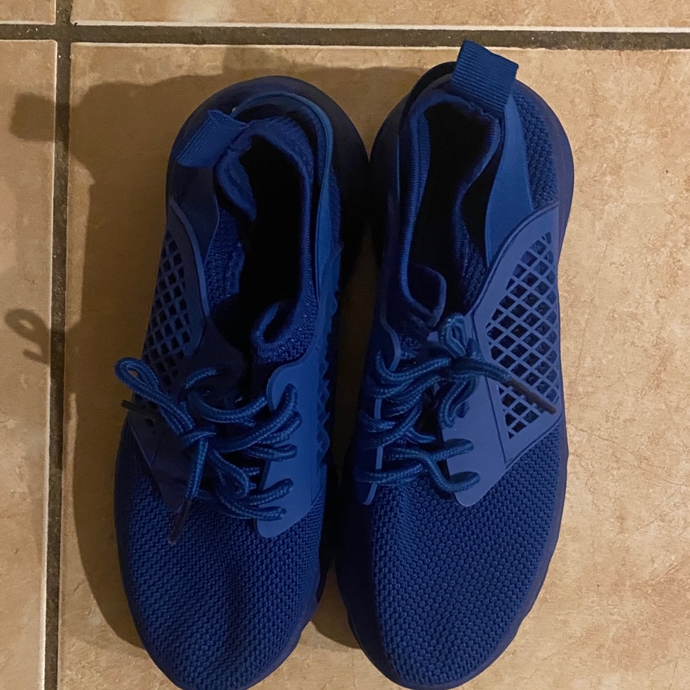 Navy Blue Shoes nwot